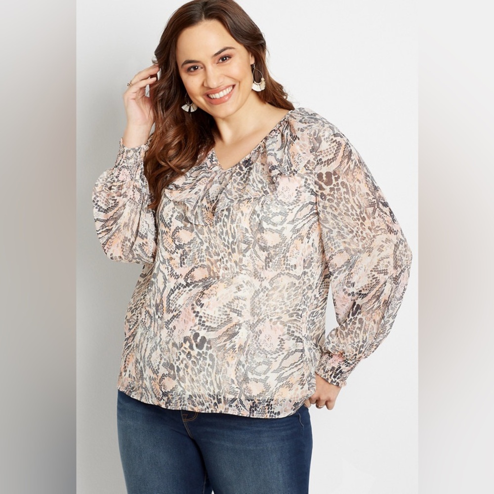 Maurice’s Metallic Mix Animal Ruffle Neck Blouse size M